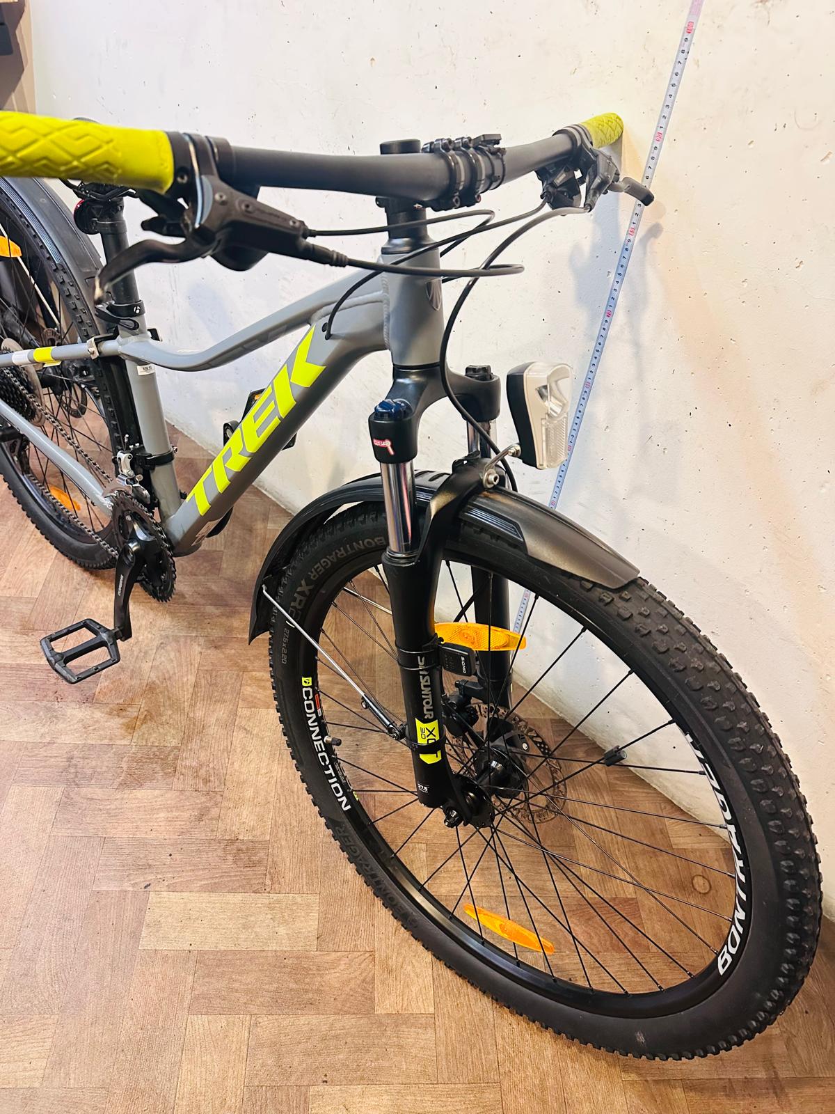 Trek Velo / Fahrrad, 27.5 Zoll, Rgr: 34 cm thumbnail 4