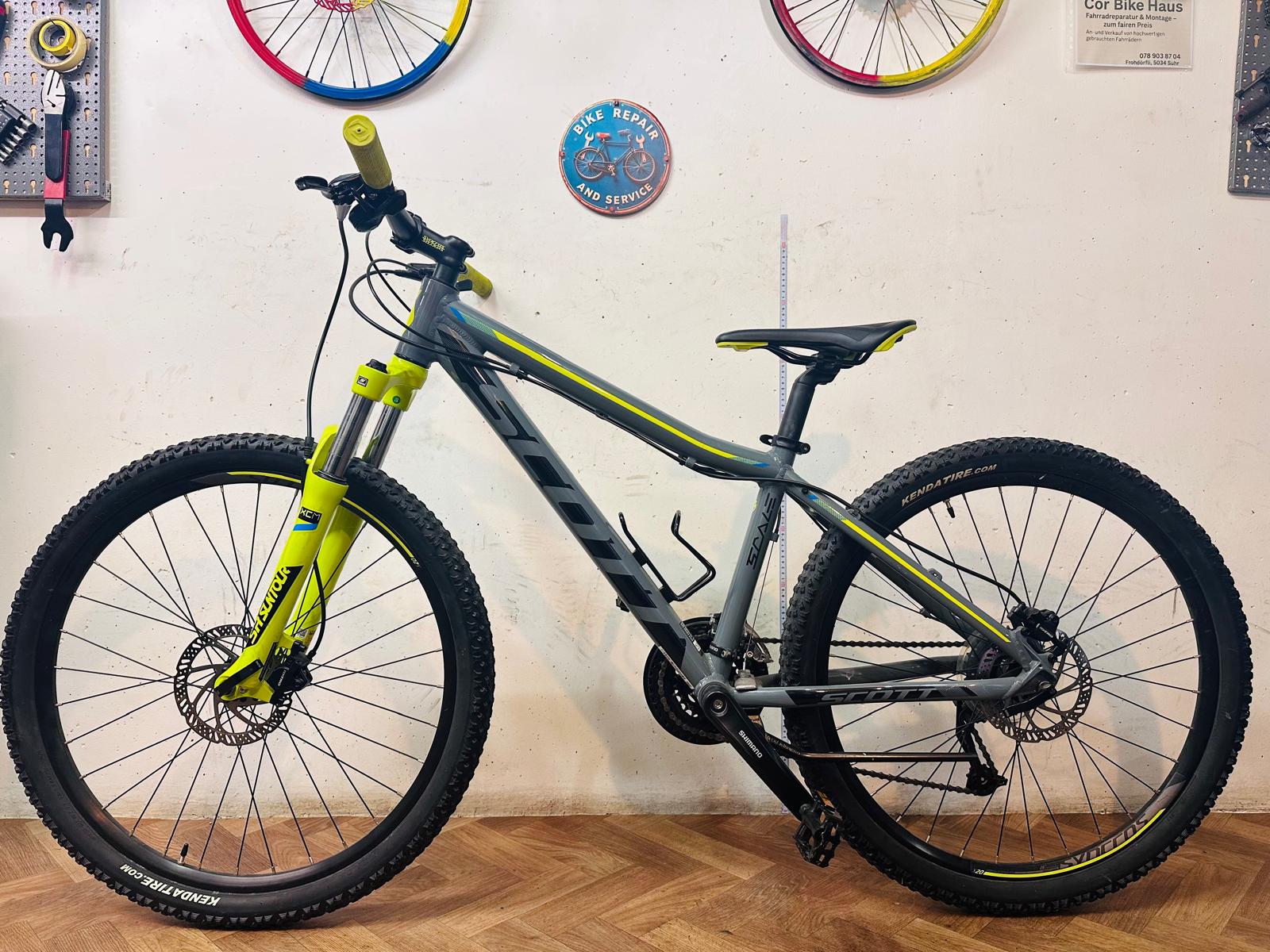 Scott Velo / Fahrrad, 26 Zoll, Rgr: 38 cm - Size XS - CHF 380