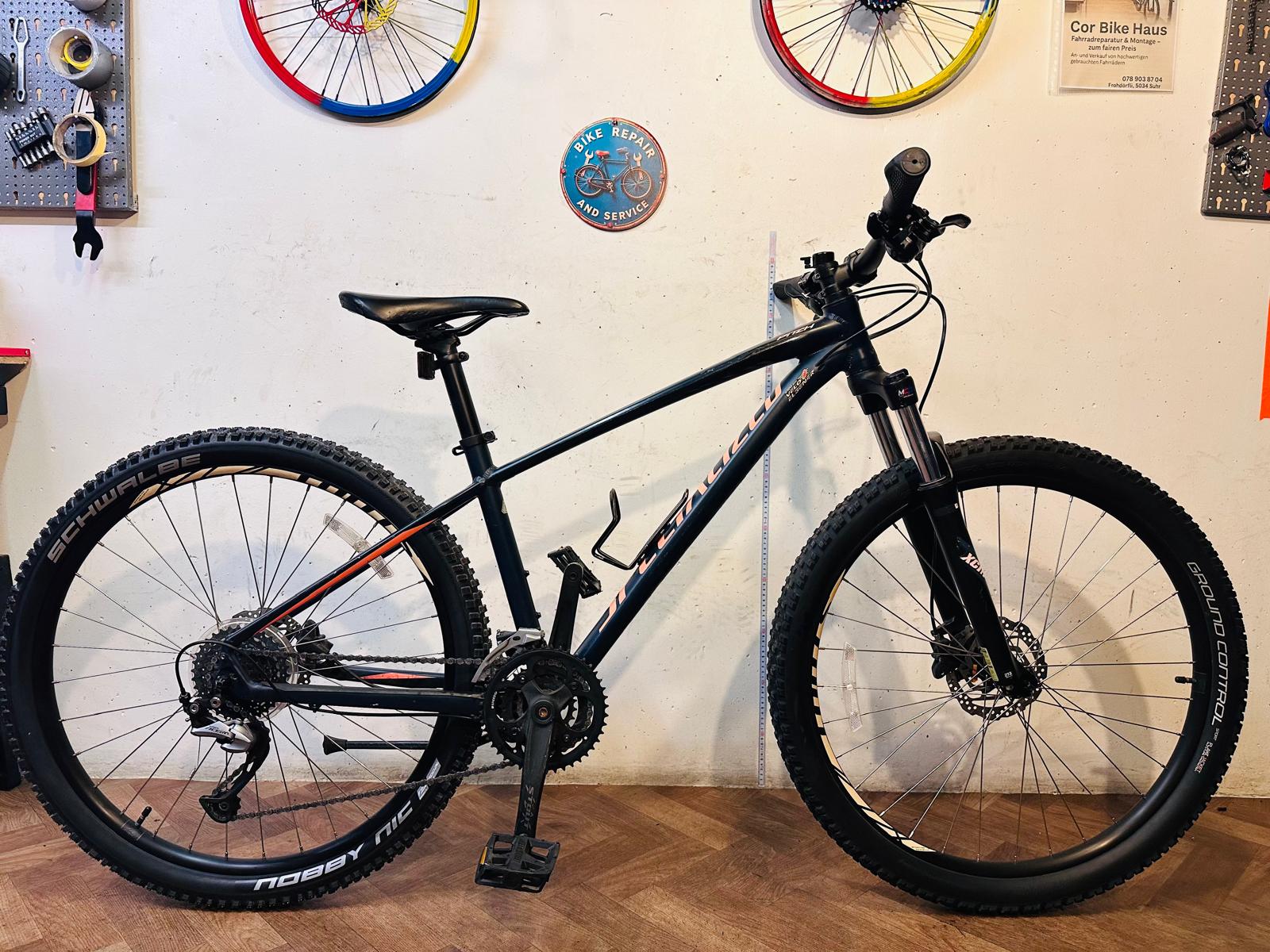 Specialized Velo / Fahrrad, 27.5 Zoll, Rgr: 40 cm - Size S - CHF 390