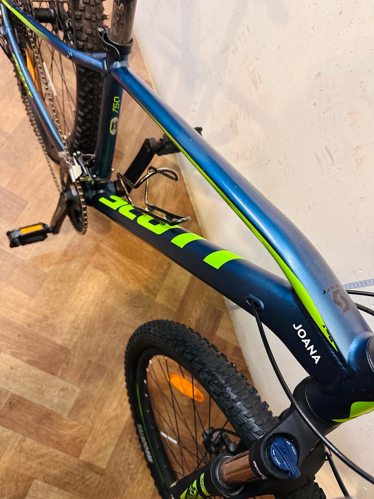 Scott Velo / Fahrrad, 27.5 Zoll, Rgr: 36 thumbnail 4